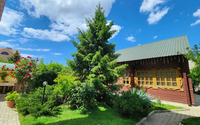 Частный дом Деревянный коттедж