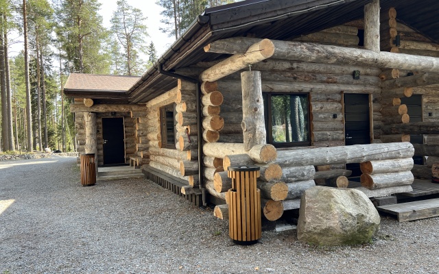 Medvezh'ya Riv'era Recreation center