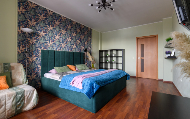 Квартира Яркая Просторная в Приморском Районе