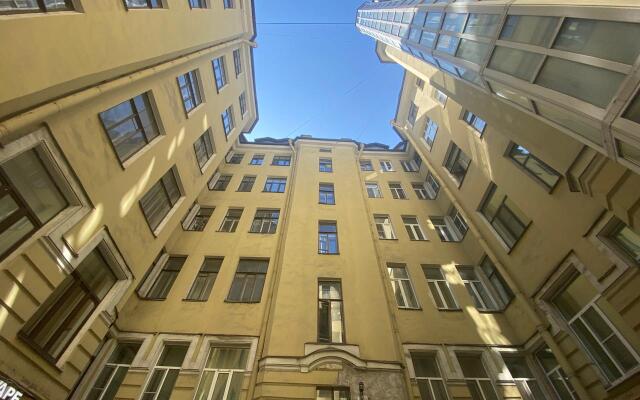 Апартаменты 2-х комнатные на Невском 65