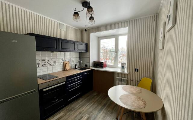 Квартира Ваш Рантье на Полярных Зорях 25/1 в Доме Художника