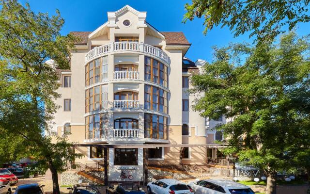 Petr Hotel