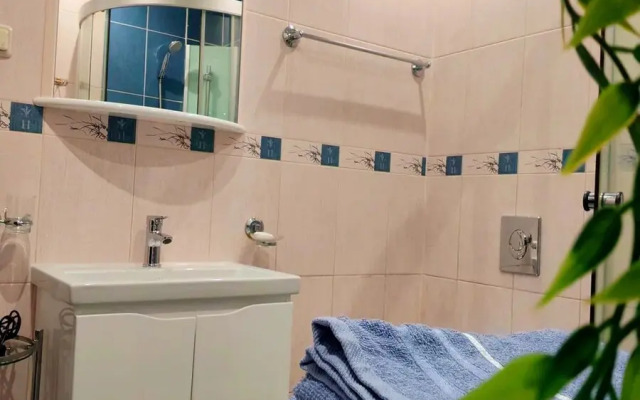 Na Prospekte Okeanskiy 54 Flat