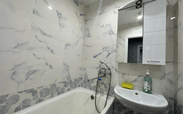 V Tikhom Rayone Goroda Flat