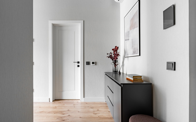 Квартира с Дизайнерским Интерьером с Террасой на Берегу Невы