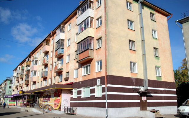 Na Zheleznodorozhnoy 11 Apartments