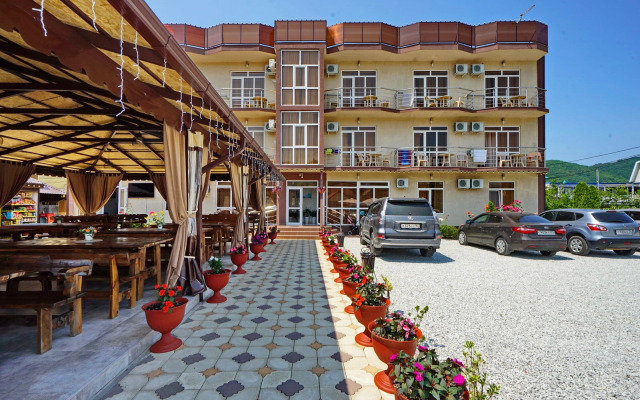 Mirazh-Prestizh Guest House