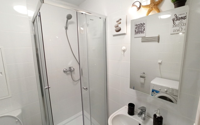 Апартаменты на проспекте Космонавтов 11В