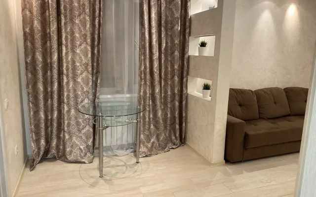 Na Rossiyskoy 43/1 Flat