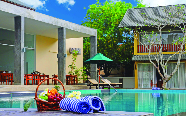 South Lake Resort - Koggala Hotel
