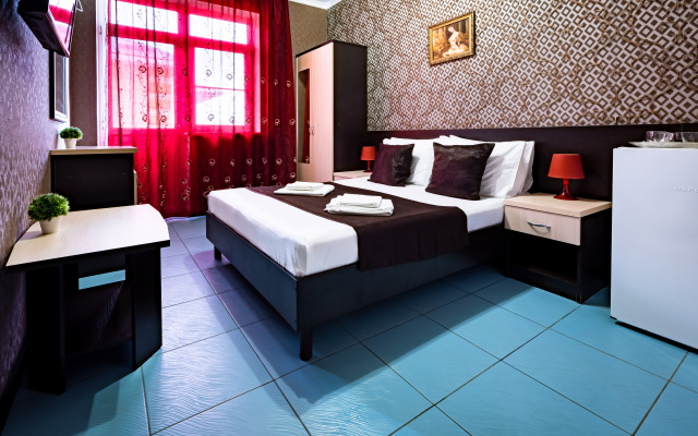 Kipr Guest House