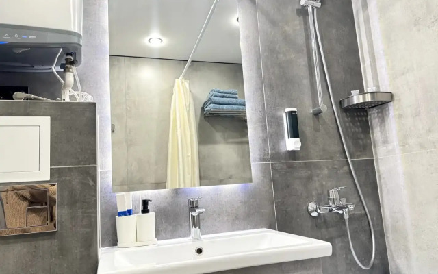 Krasivaya Studiya V Tsentre Karagandy Flat