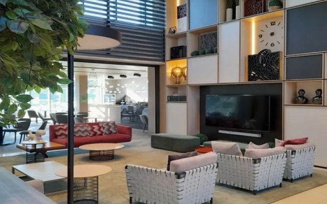 2 komn. De Luxe YES s vidom na VDNH i Ostankino Apartments