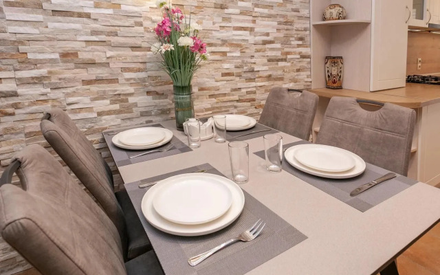 Na Lenina 7 Apartments