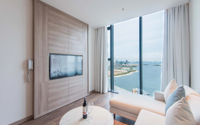 Anstay Residence by A La Carte Ha Long Hotel – Balcony – Ha Long