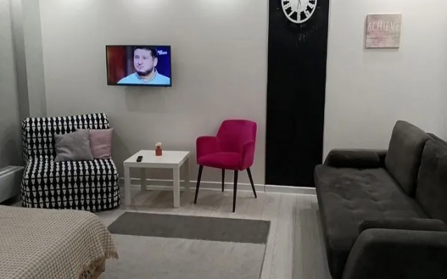 Квартира на Молодёжном Проспекте 6