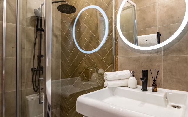 Inhome24 s yevroremontom ryadom s metro Tushinskaya Apartments