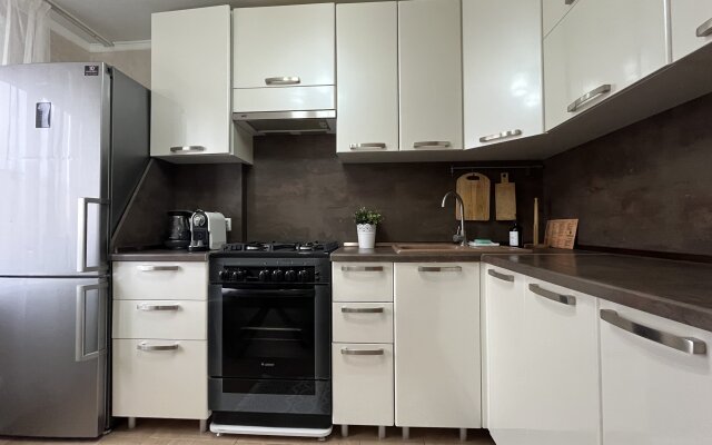 Broadway House Apartments