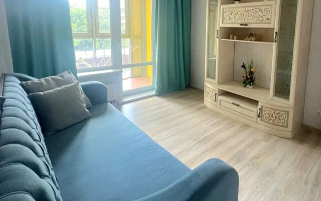 Lazurny Provans Flat