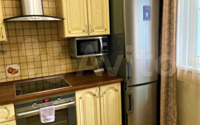 Udobno Paspolozhehnaya V Shagovoj Dostupnosti Ot Metpo Ctpogino Flat