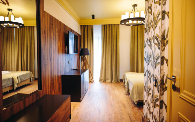 Конный клуб Звёздный