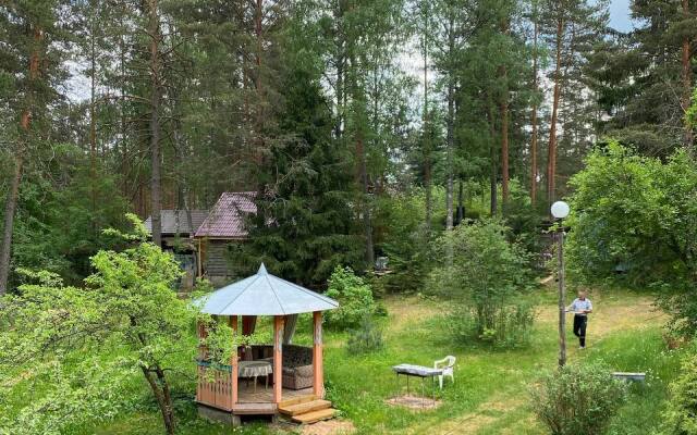 Частный дом Дом у реки в английском стиле