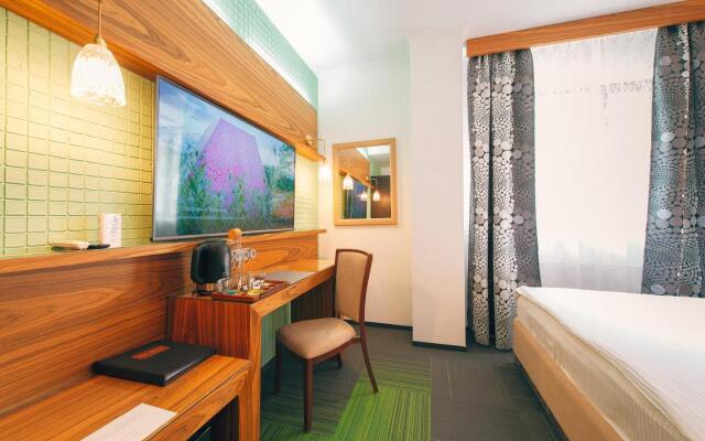 Inn OZZ Astana Hotel