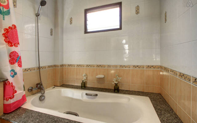 Surin Jungle Villa