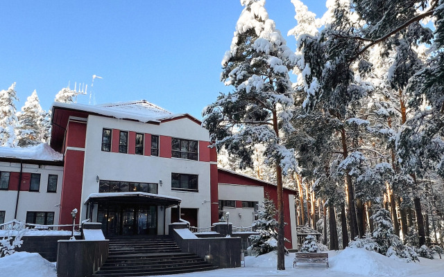 База Отдыха Загородный клуб Дача