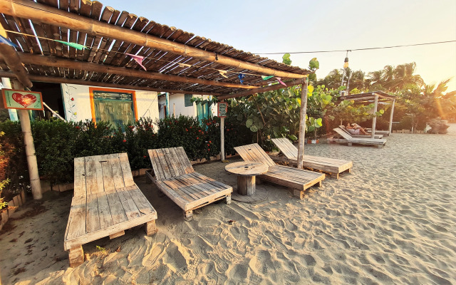 Ночлег и завтрак (B&B) Chevere Beach Hotel Frente Al Mar