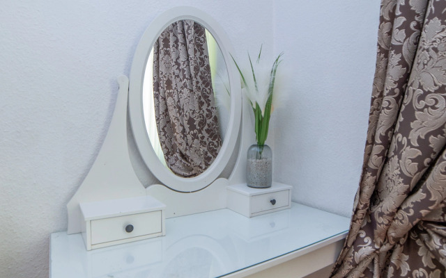 Квартира BeGuest на Анатолия Муранова