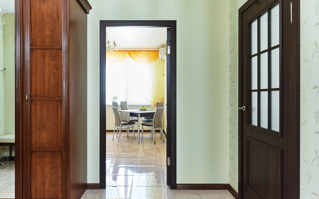 Апартаменты на Соборном 90 с видом на центр с 18 этажа