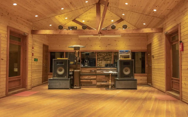 Отель Kayak Camp Mongolia Resort