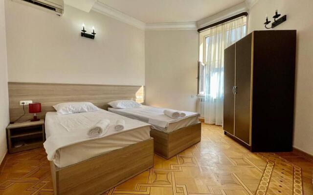 Olive Hotel