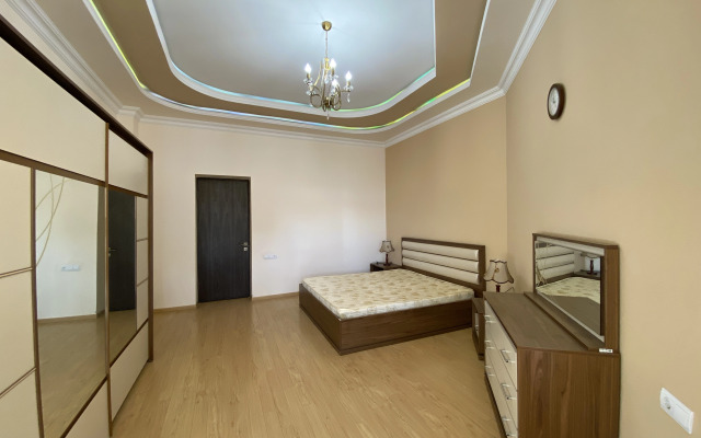 3-Komn. Na Severnom Prospekte, Hh882 Flat