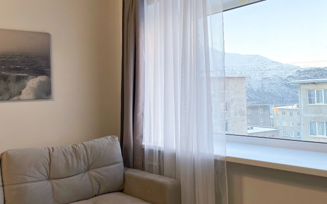 Апартаменты Kirovsk 7 Большая и уютная студия