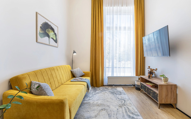 YELLOW Studio Apartments