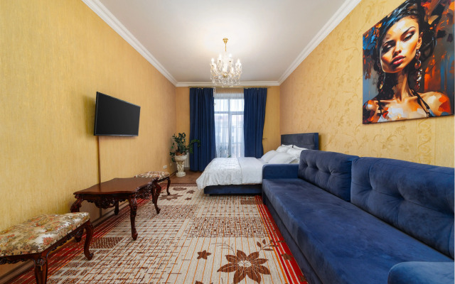 Апартаменты трехкомнатные Ladgorna на Независимости 13