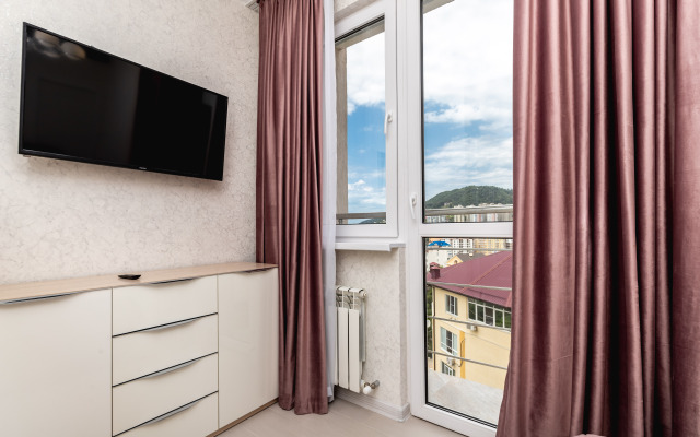 Abri Luxe v Sochi s vidom na more v ZHK Oktyabr'skij na Mamajke Apartments