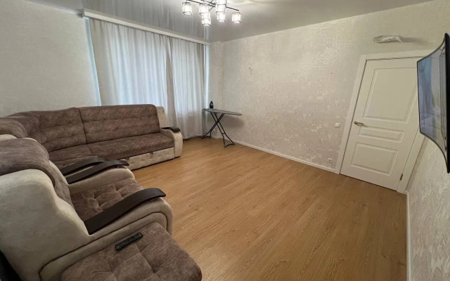 Trekhkomnatnaya Velaskesa 7k5 Flat