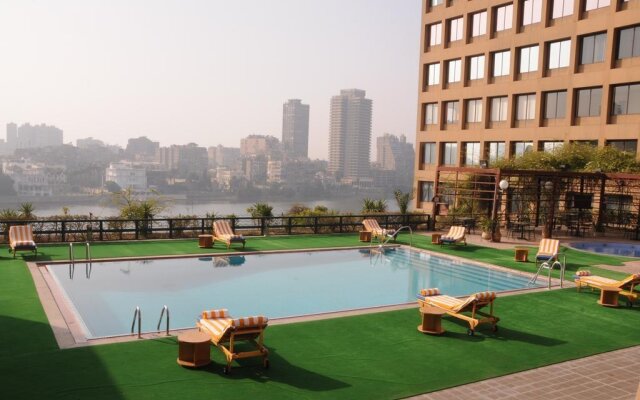 Отель Cairo World Trade Center Hotel & Residences