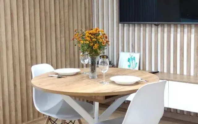 Na Ulitse Narvskoy 21k2 Flat