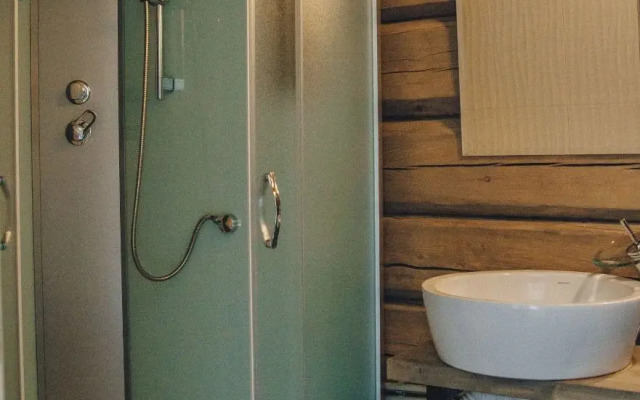 Отель Эко Green Village