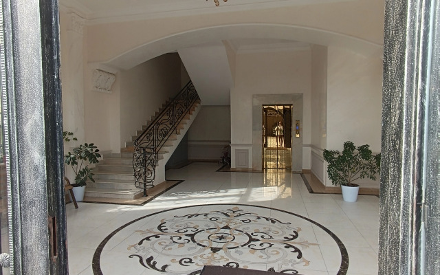 Sharm I Uyut Flat