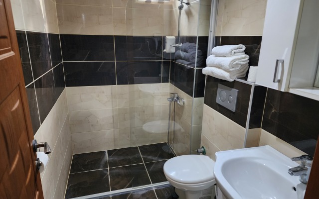 Gunduz Otel