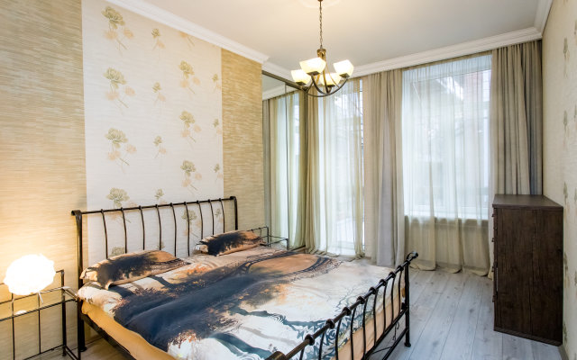 Апартаменты H&B apartments Akhvelediane III