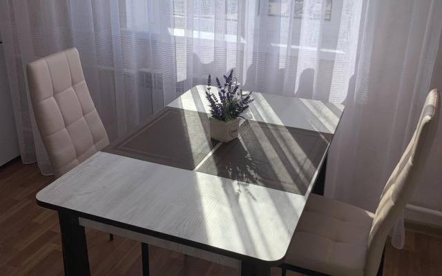 Na prospekte Deriglazova 51 Flat