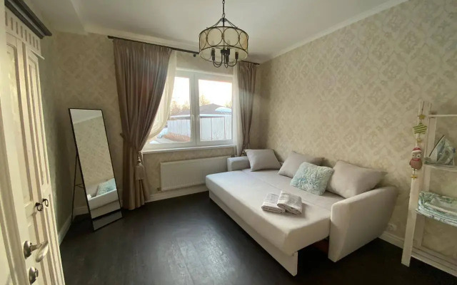 Гостевой дом MyhomeYourhome в Золотой Роще