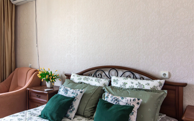 S Panoramnym Vidom Flat