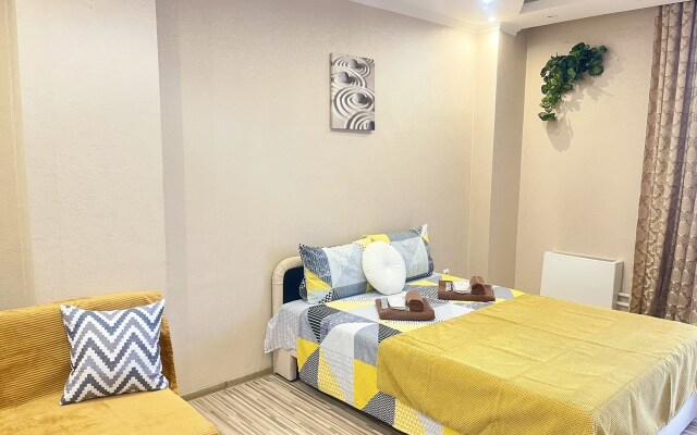 Studiya V Tsentre Goroda Na 4-Kh Gostey Apartamenty